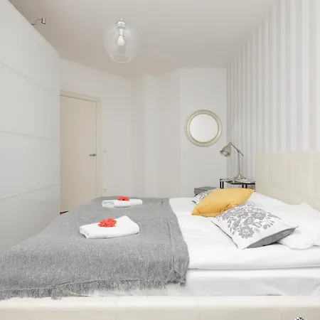 Slominskiego By Renters Warszawa