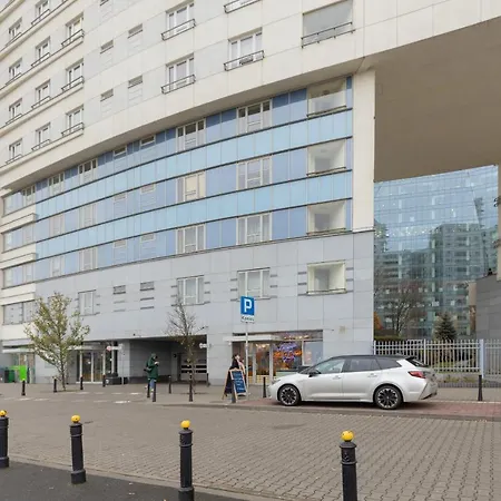 Slominskiego By Renters *