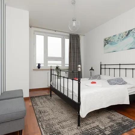 Slominskiego By Renters *